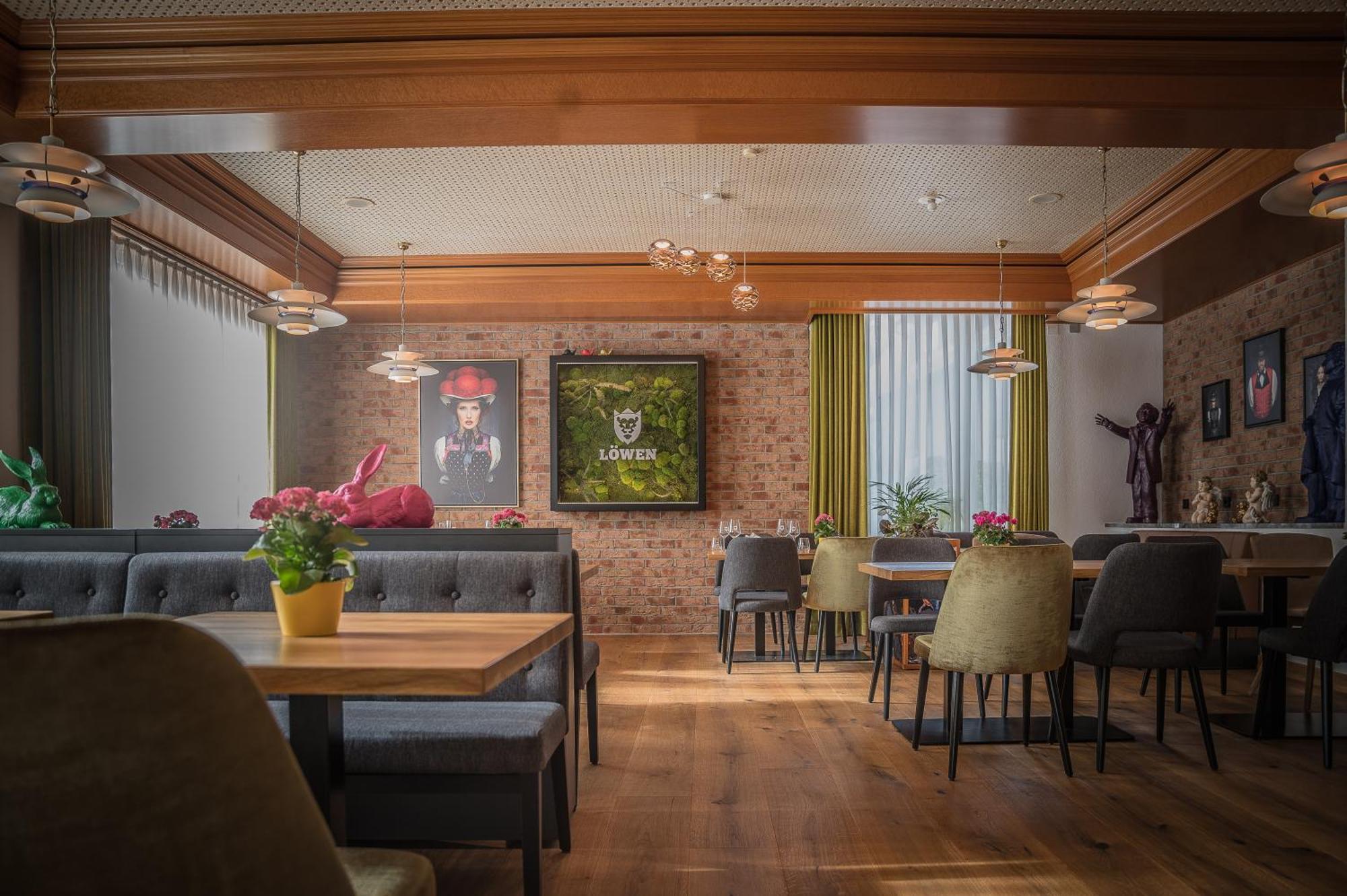 Hotel & Gasthaus Loewen Waldkirch Eksteriør bilde