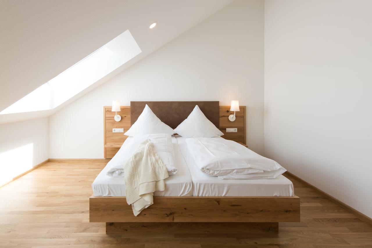 Hotel & Gasthaus Loewen Waldkirch Rom bilde