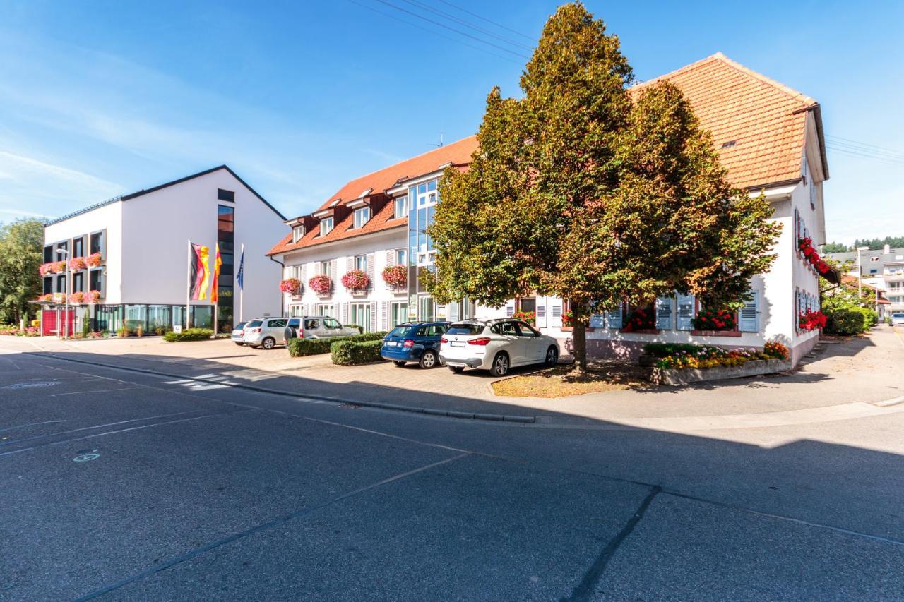 Hotel & Gasthaus Loewen Waldkirch Eksteriør bilde